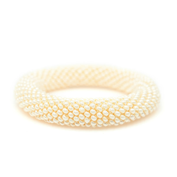 Chunky Crocheted Bangle – off-white